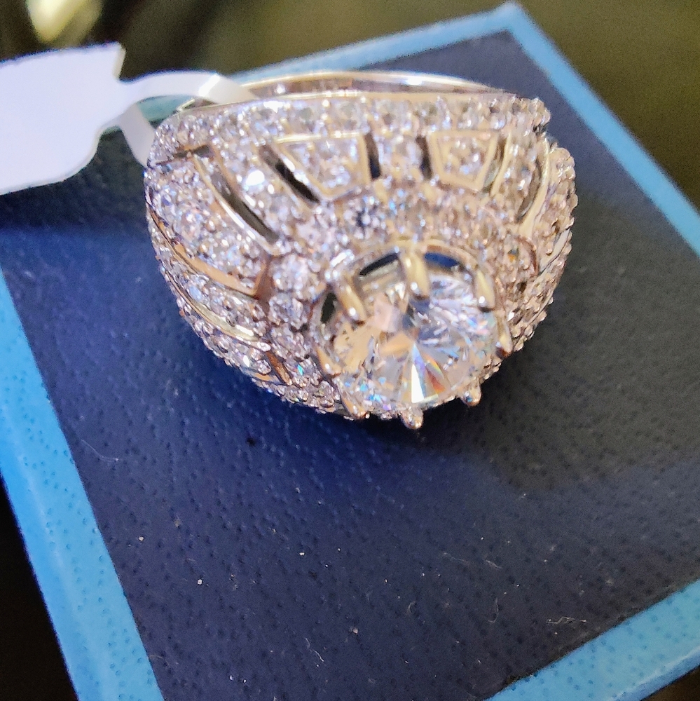 Silver rhodium plated cocktail ring
